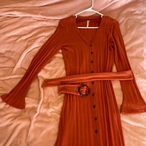 Athropologie dress size M (burnt orange/red color: fall like color)